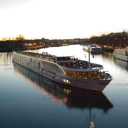 Fairtours Hotelschiff Swiss Tiara***** 4* Frankfurt am Main